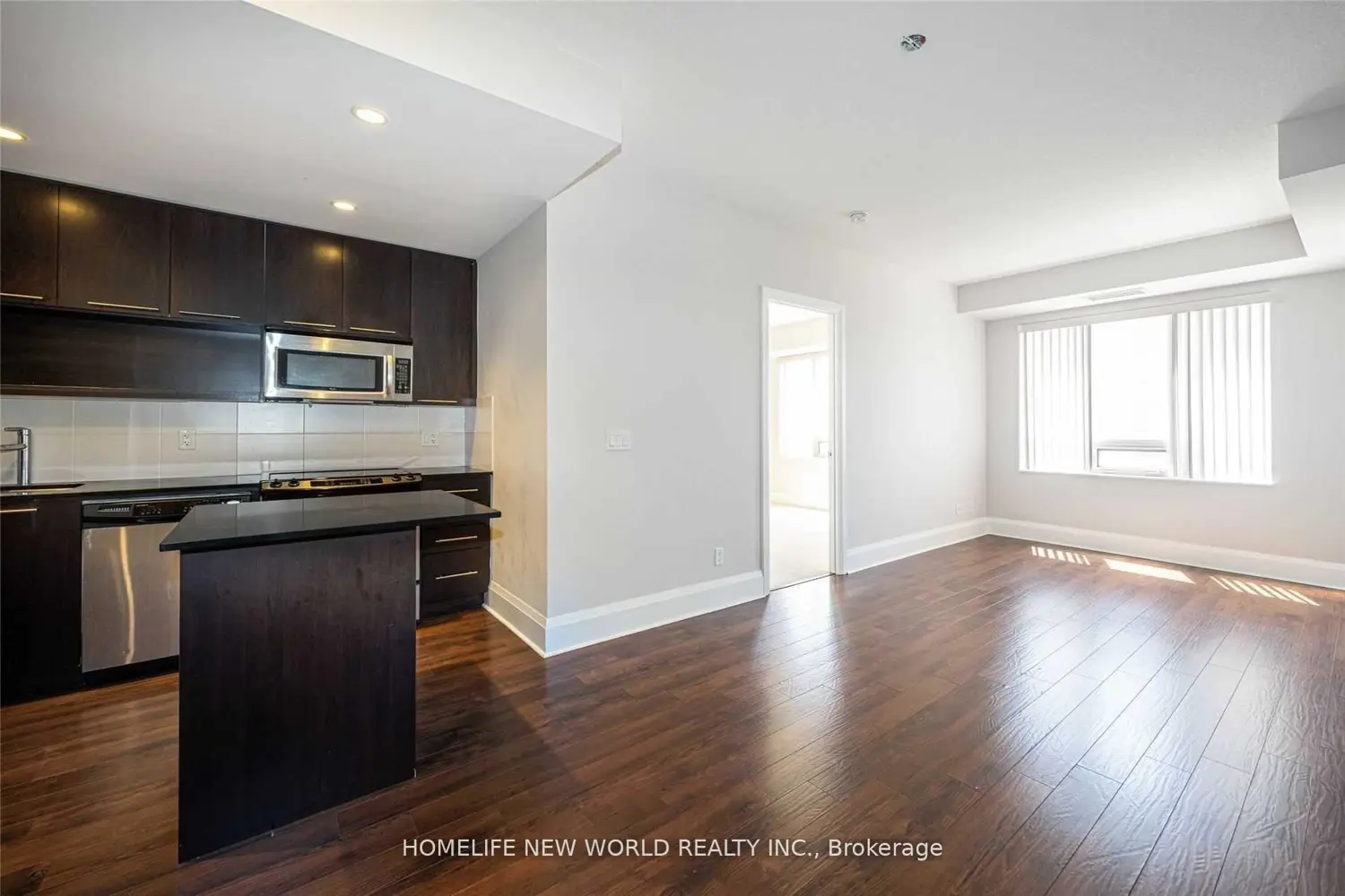 Additional image 4 of 100 Harrison Garden Boulevard 1815
