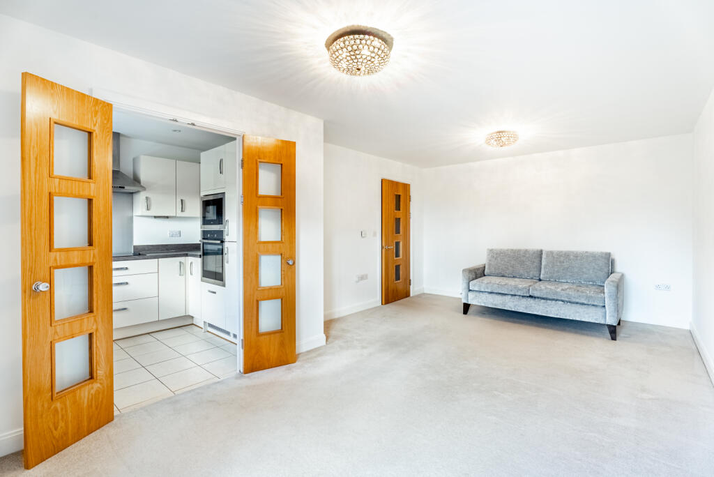 Additional image 2 of Eleanor House, 232 London Road, St. Albans, Hertfordshire, AL1