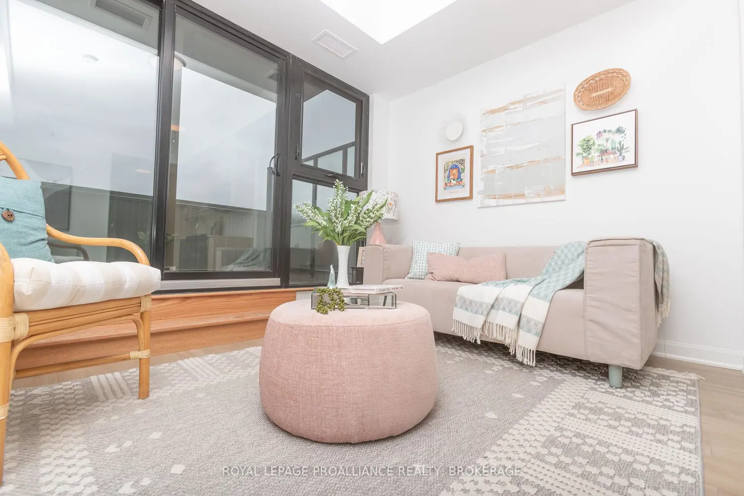 Additional image 4 of 223 Princess Street 716