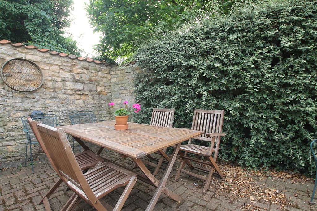 Additional image 15 of 8 bed detached house for saleWashdyke Lane, Fulbeck, Grantham NG32