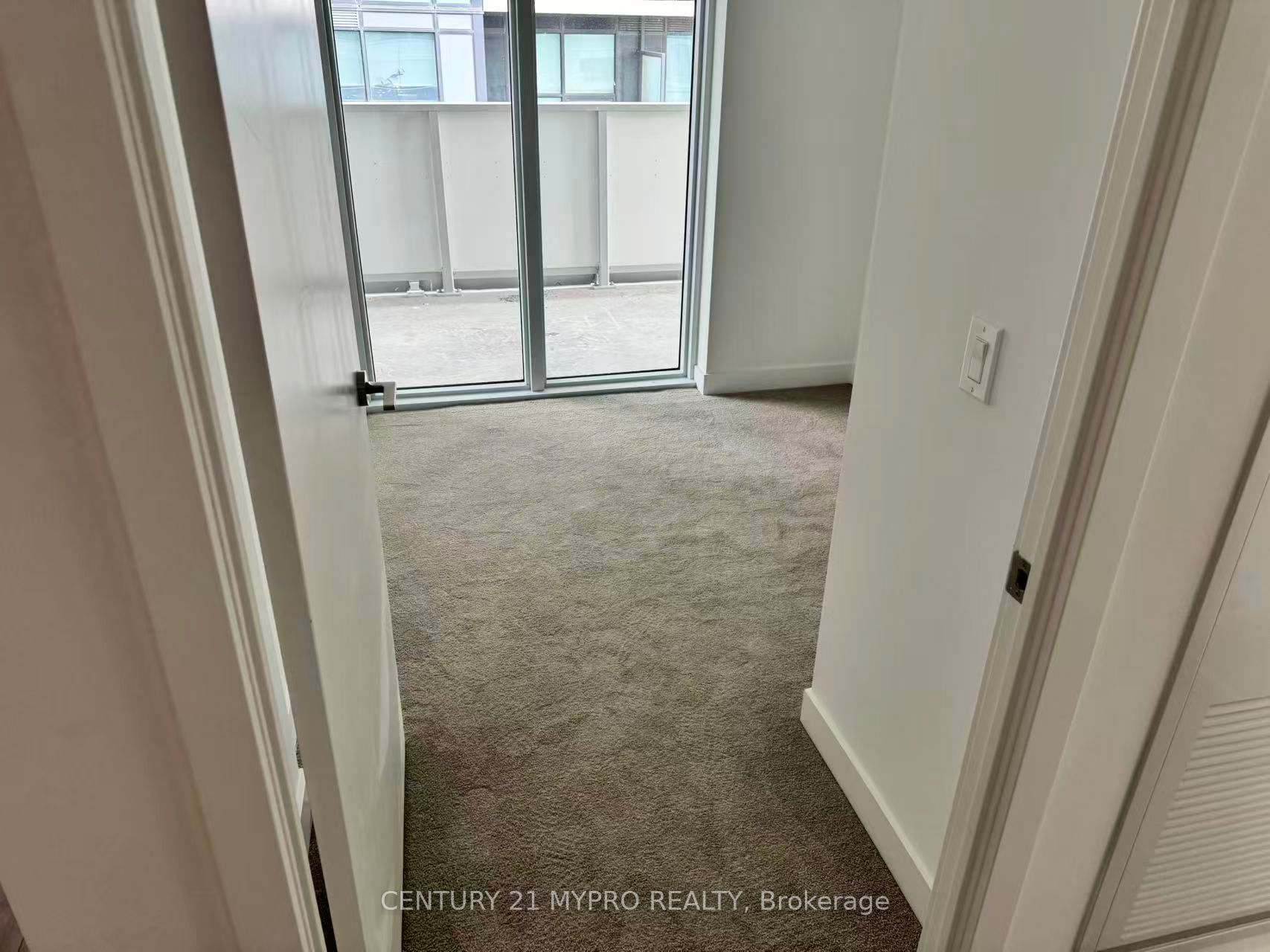 Additional image 4 of 413-1010 Sandy Beach Road, Pickering, ON, L1W 0C7