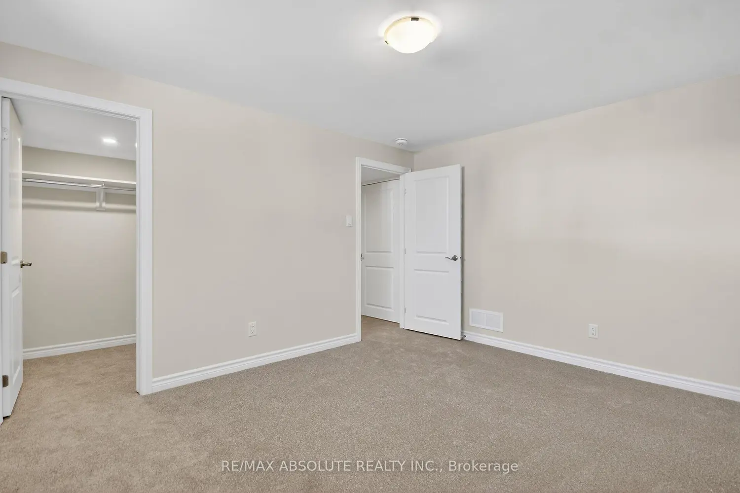 Additional image 18 of 654 Fisher Street