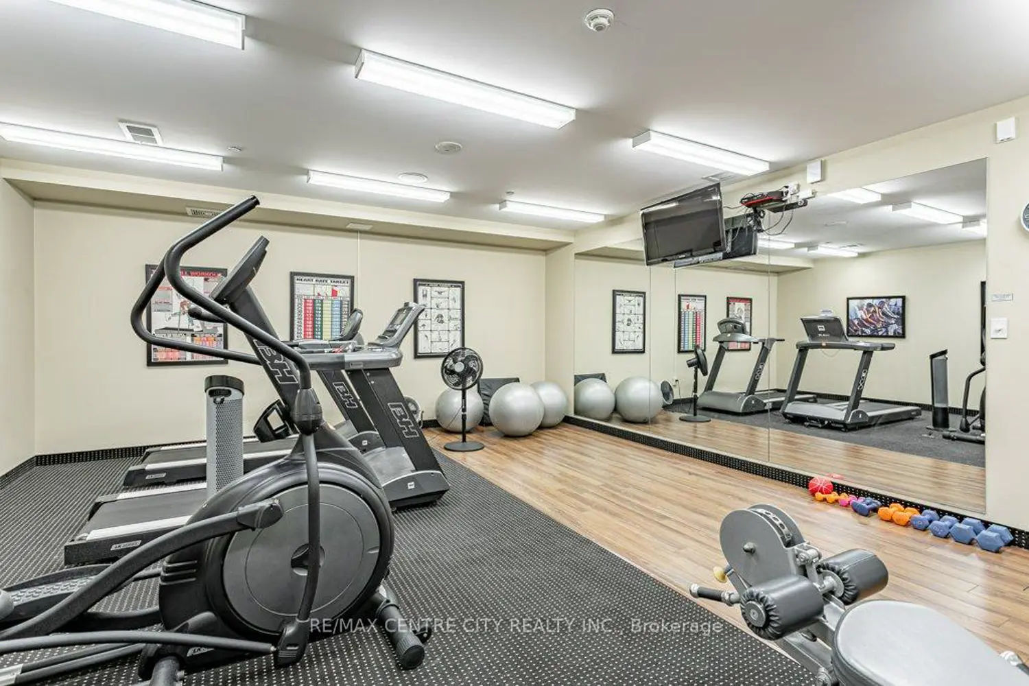 Additional image 14 of 1030 Coronation Drive 709