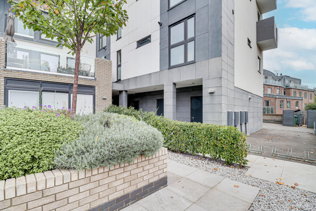 Additional image 20 of Old London Road, St Albans, AL1