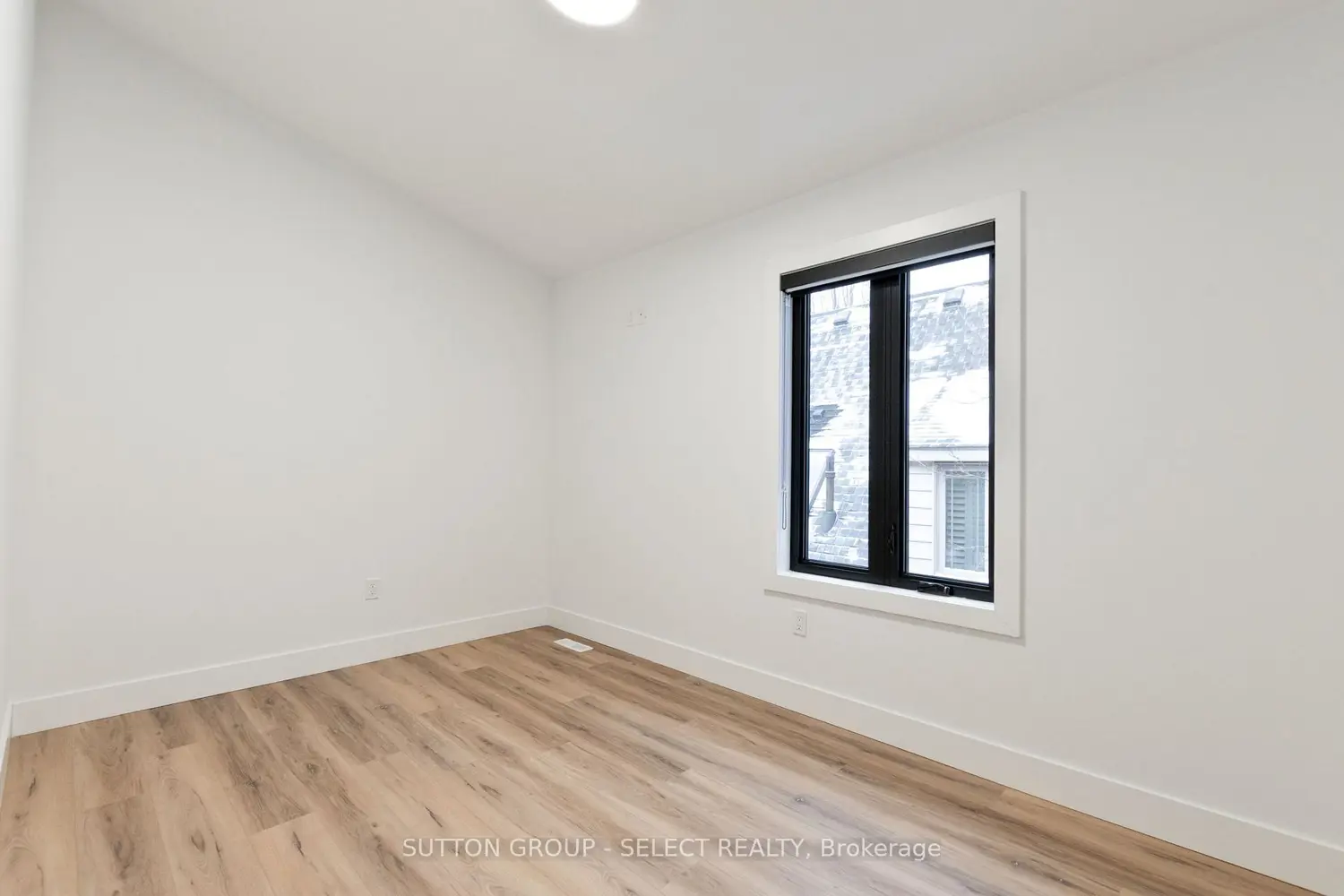 Additional image 7 of 822 Maitland Street