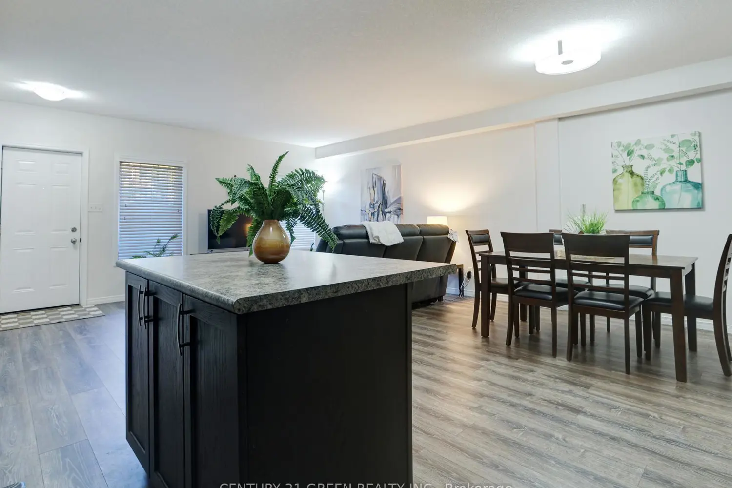 Additional image 12 of 1989 Ottawa Street 23G