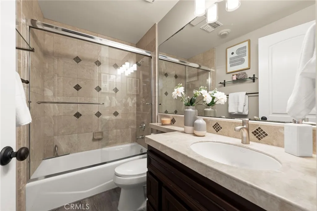 Additional image 81 of 401 Bernard Street Unit 211, Costa Mesa, CA 92627