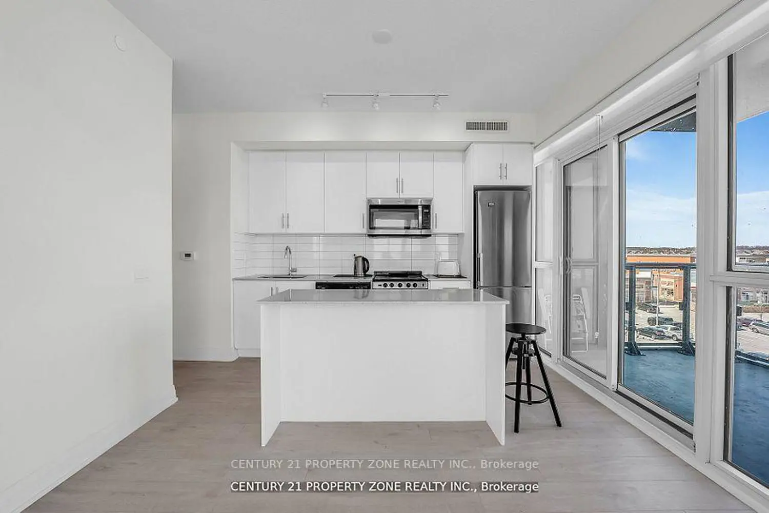 Additional image 6 of 509 Dundas Street 417