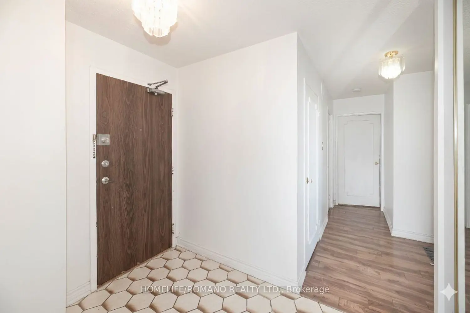 Additional image 2 of 100 Antibes Drive 702
