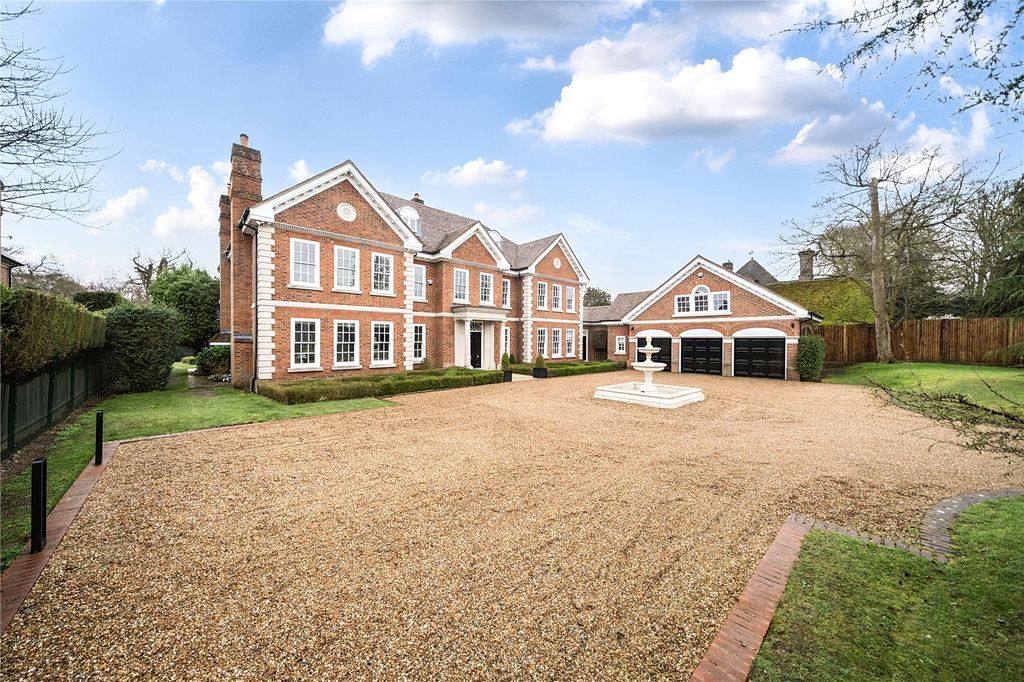 8 bed detached house for saleHolbrook Lane, Chislehurst BR7