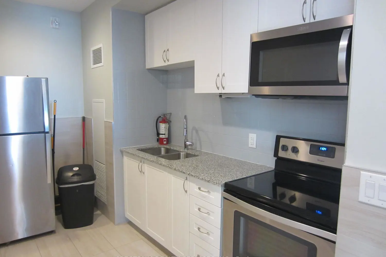 Additional image 18 of 2800 Keele Street 707
