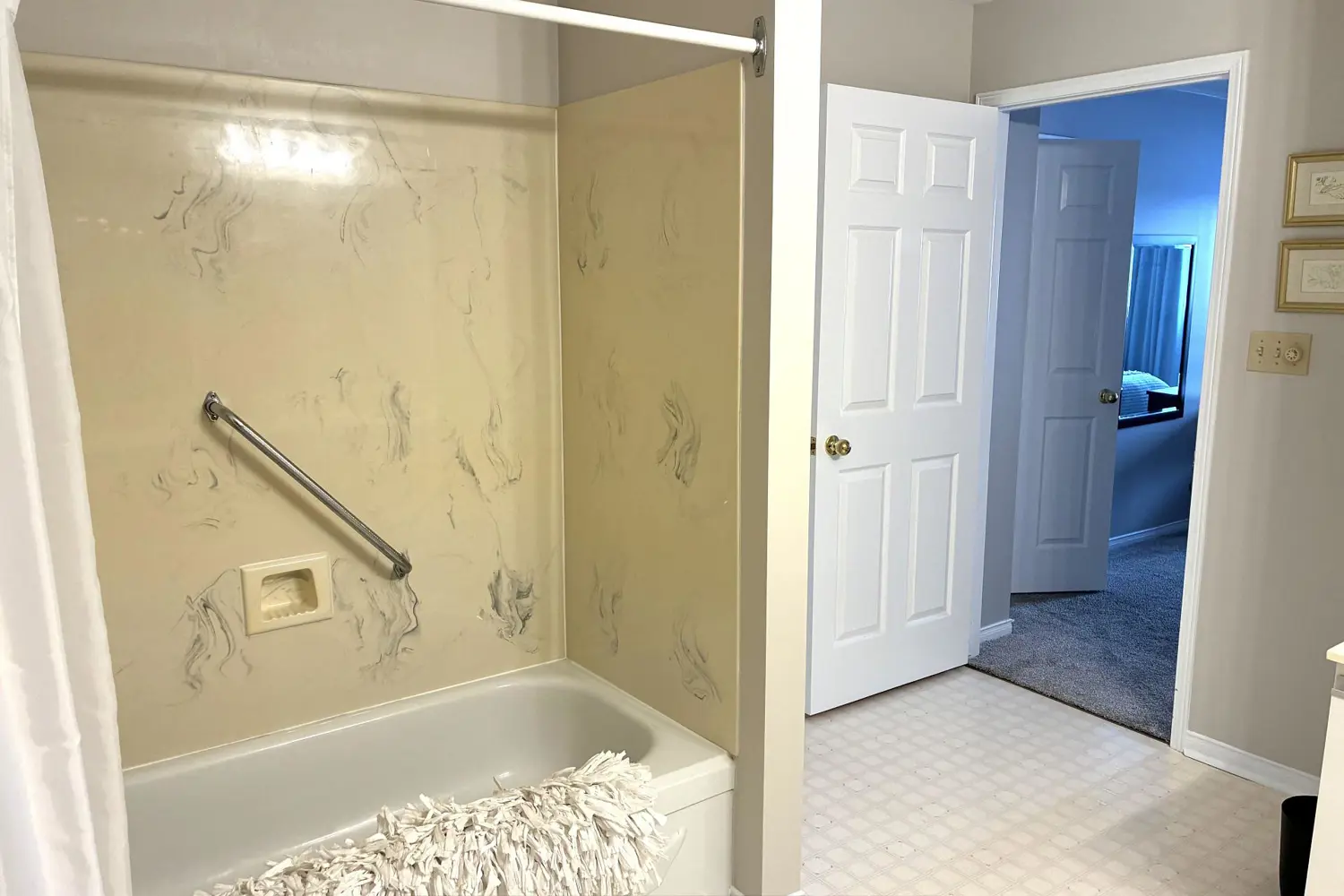 Additional image 11 of 1099 Clonsilla Avenue 304C