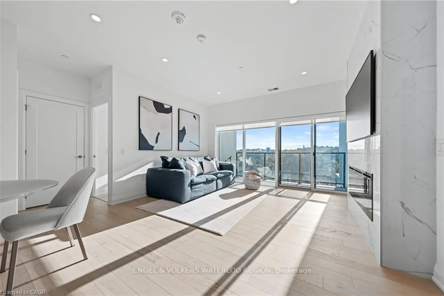 Additional image 10 of 71 Wyndham Street 601