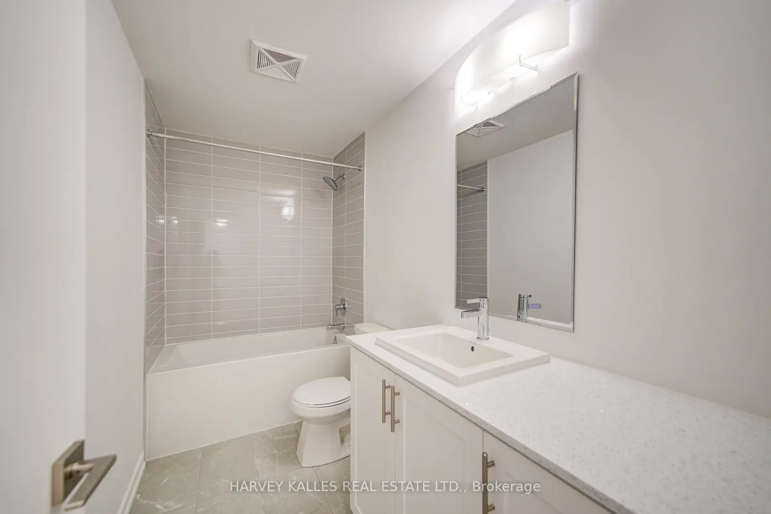 Additional image 13 of 18 Lytham Green Circle 11