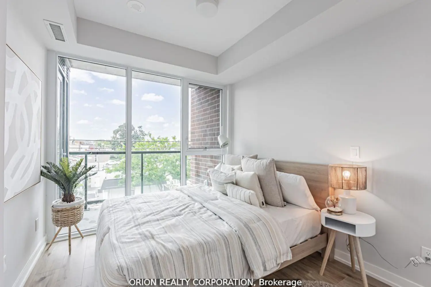 Additional image 4 of 201 Brock Street 215