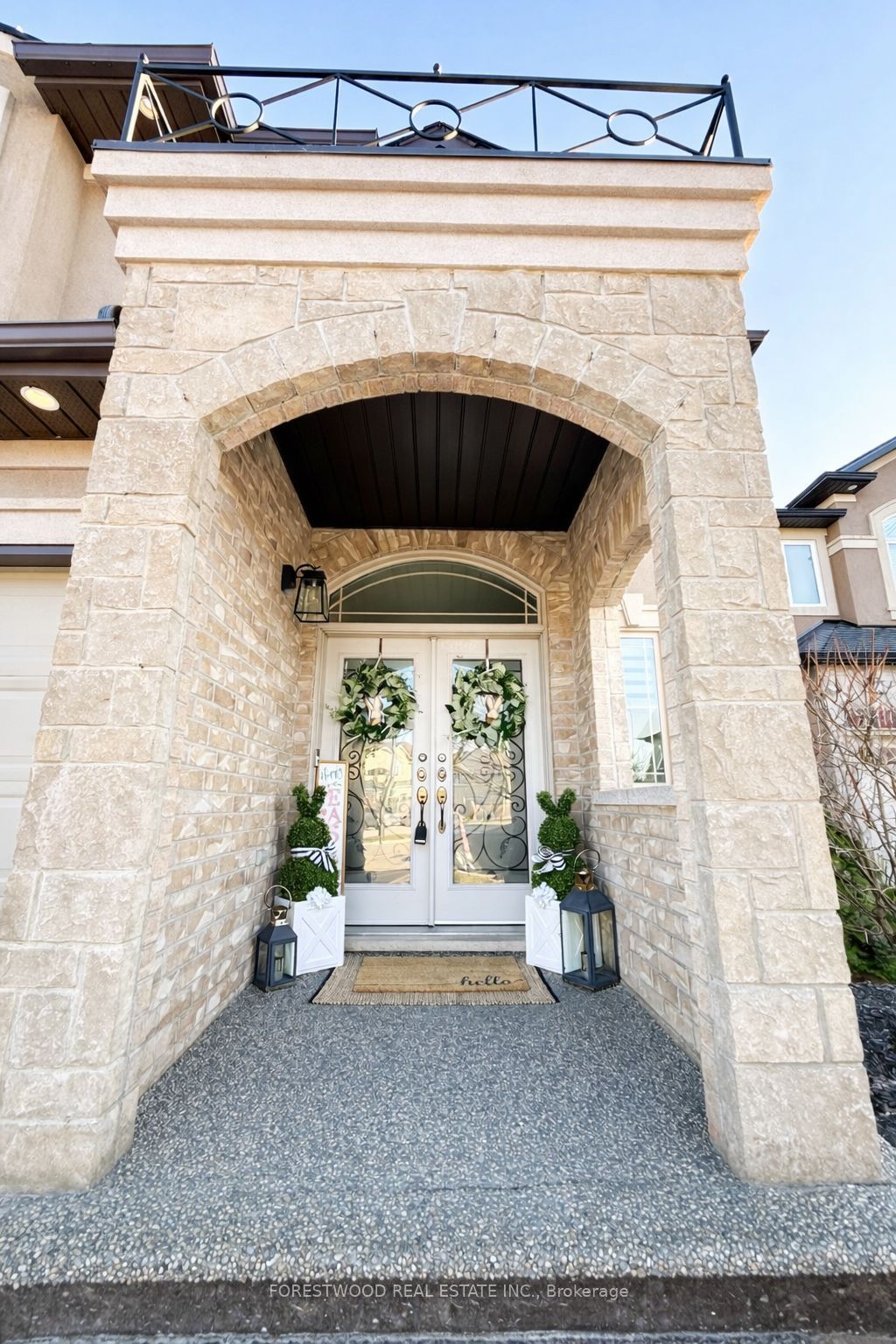 Additional image 2 of 19 Michelangelo Lane, Hamilton, ON, L9B 0C4