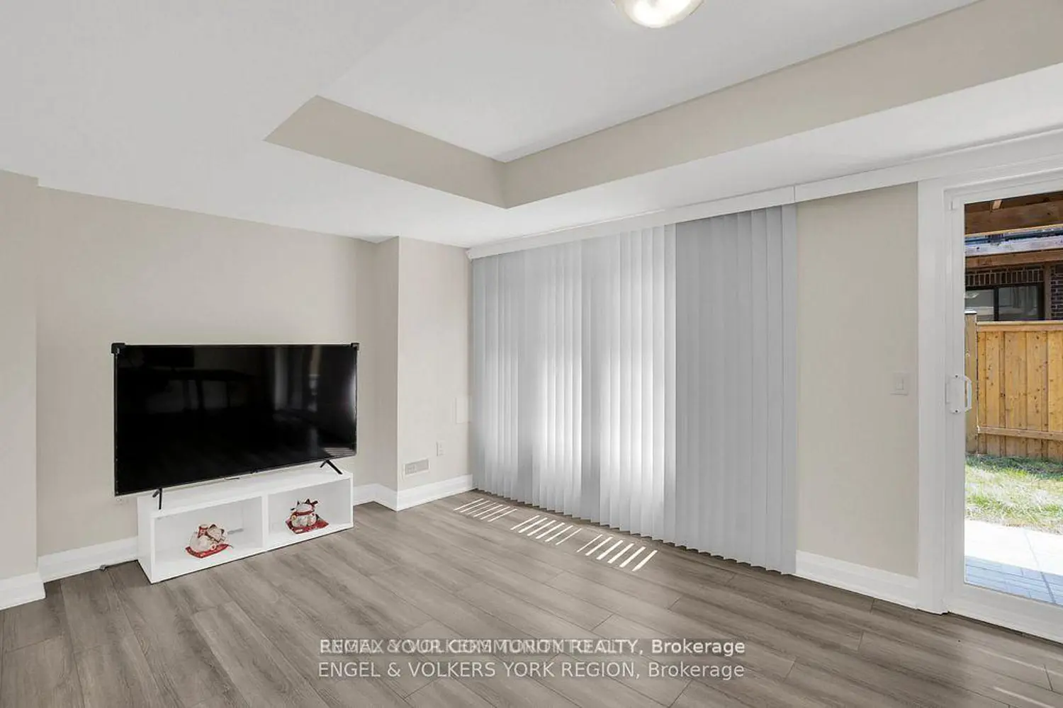 Additional image 18 of 29 Nardini Lane