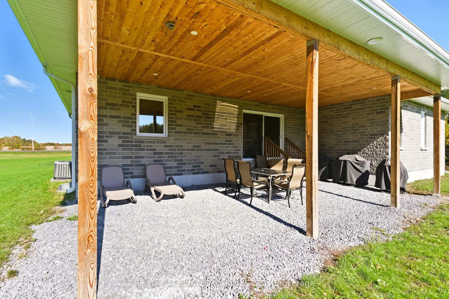 Additional image 9 of 17026 Myers Road