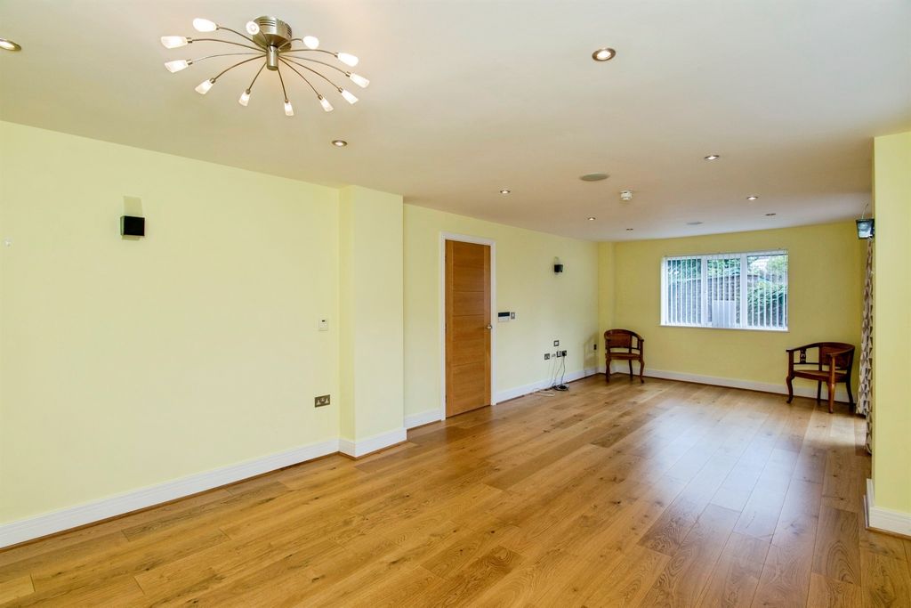 Additional image 5 of 2 bed flat for saleBridge Street, Hereford HR4