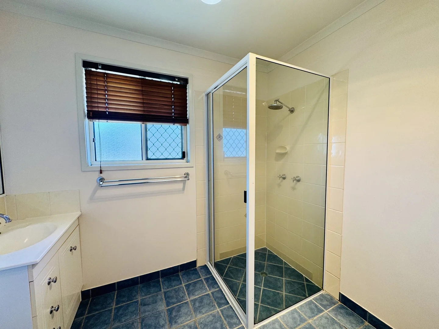 Additional image 8 of 44 YEATES Street, Moranbah QLD 4744