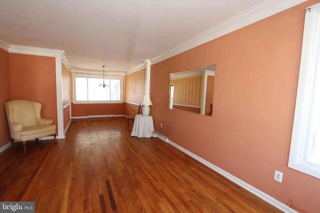 Additional image 5 of 38 S Dickens Road, Claymont, DE 19703