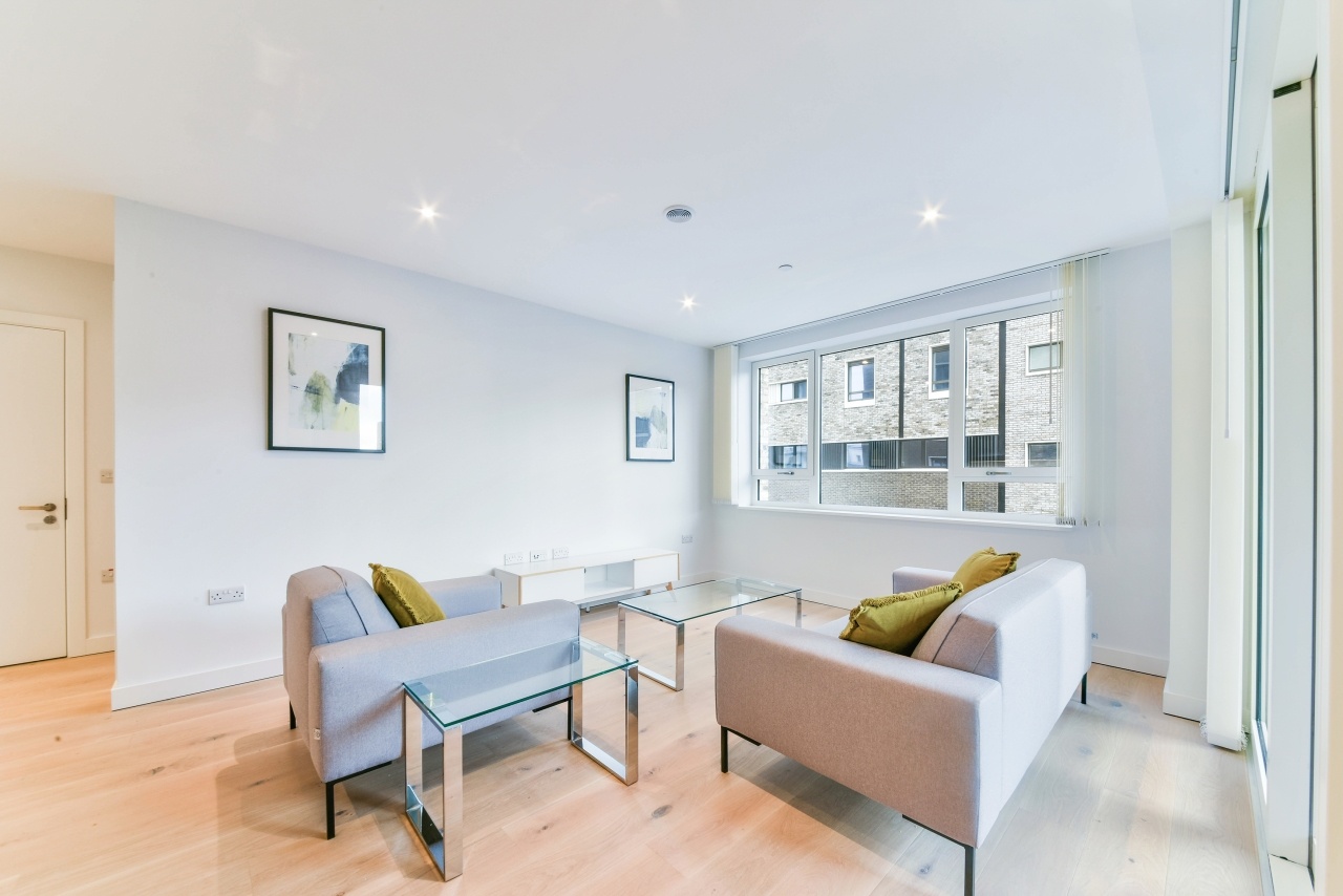 1 Bed Flat, Walton Heights, SE17, N1 7GU