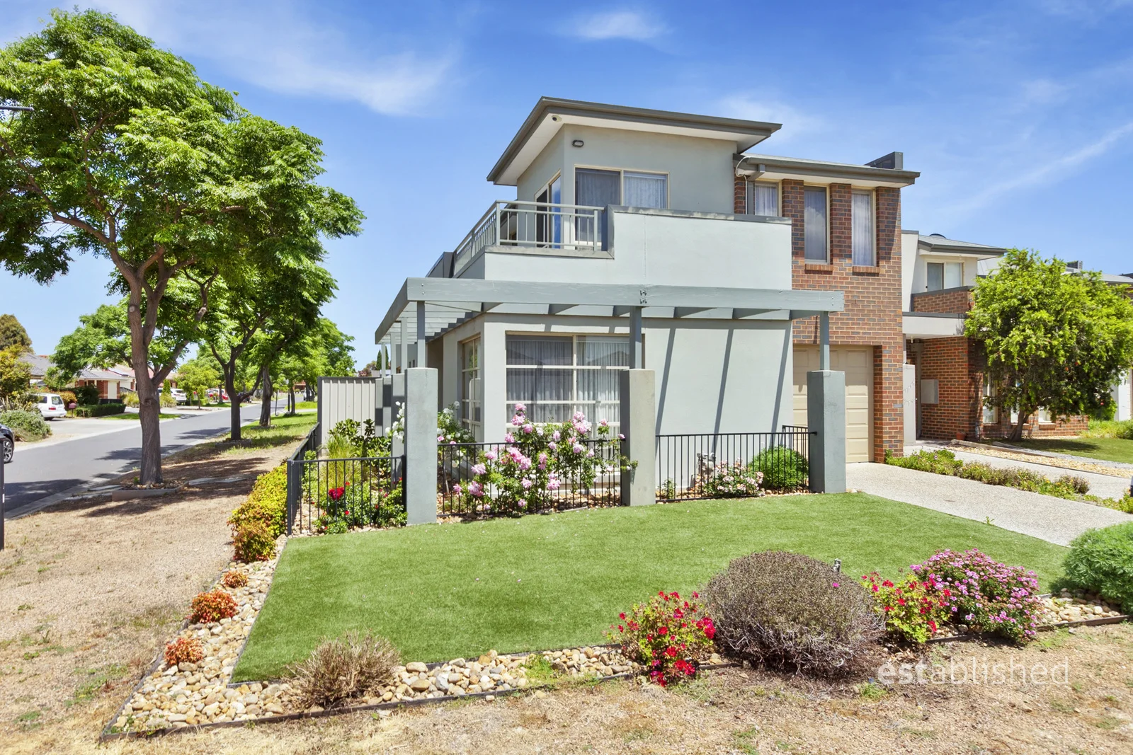 12 East Cornhill Drive, Point Cook VIC 3030