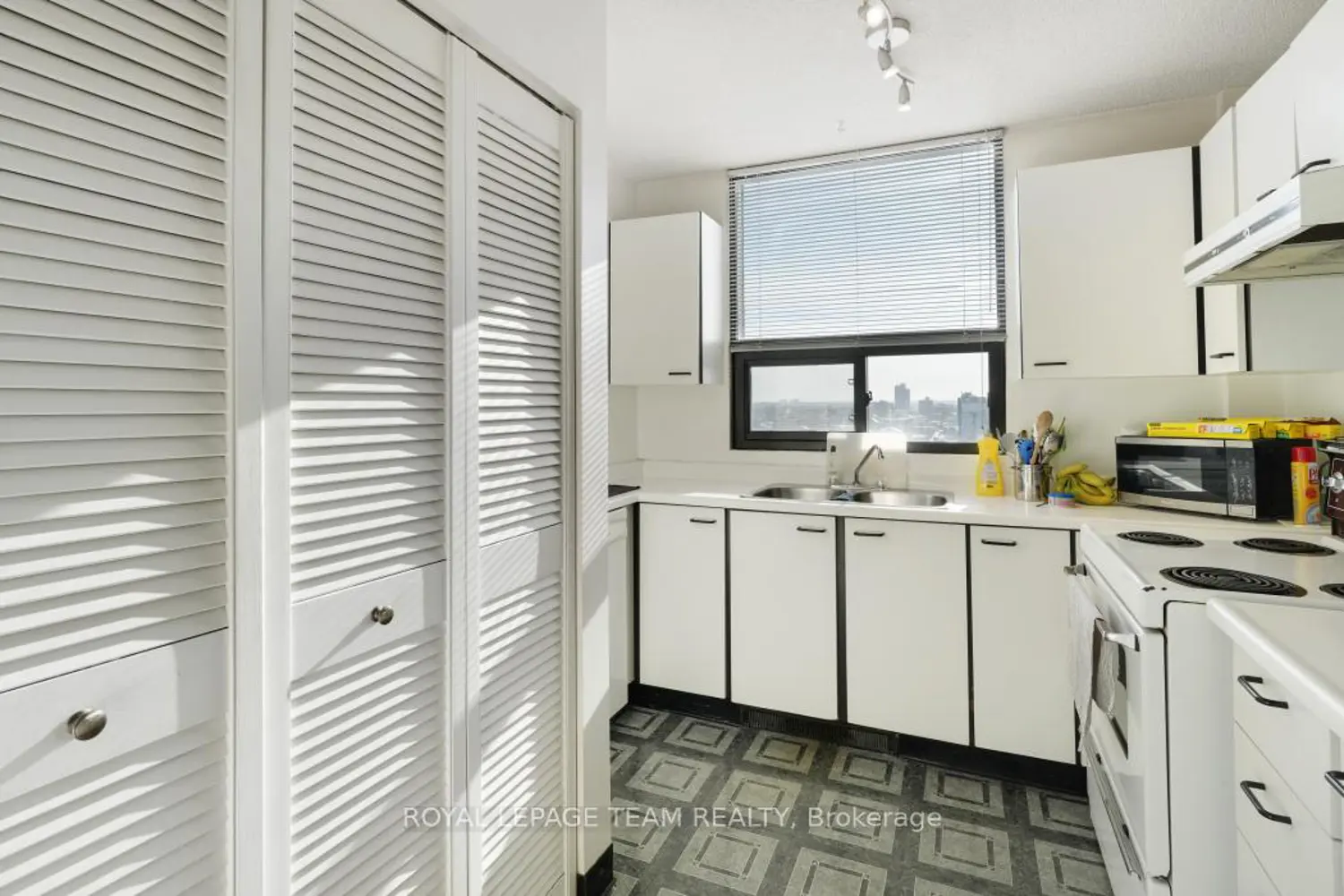 Additional image 11 of 40 Arthur Street 1004