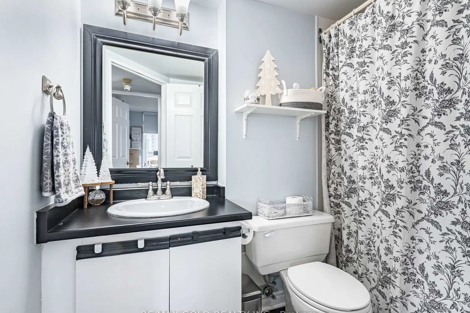 Additional image 10 of 1485 Lakeshore Road 416