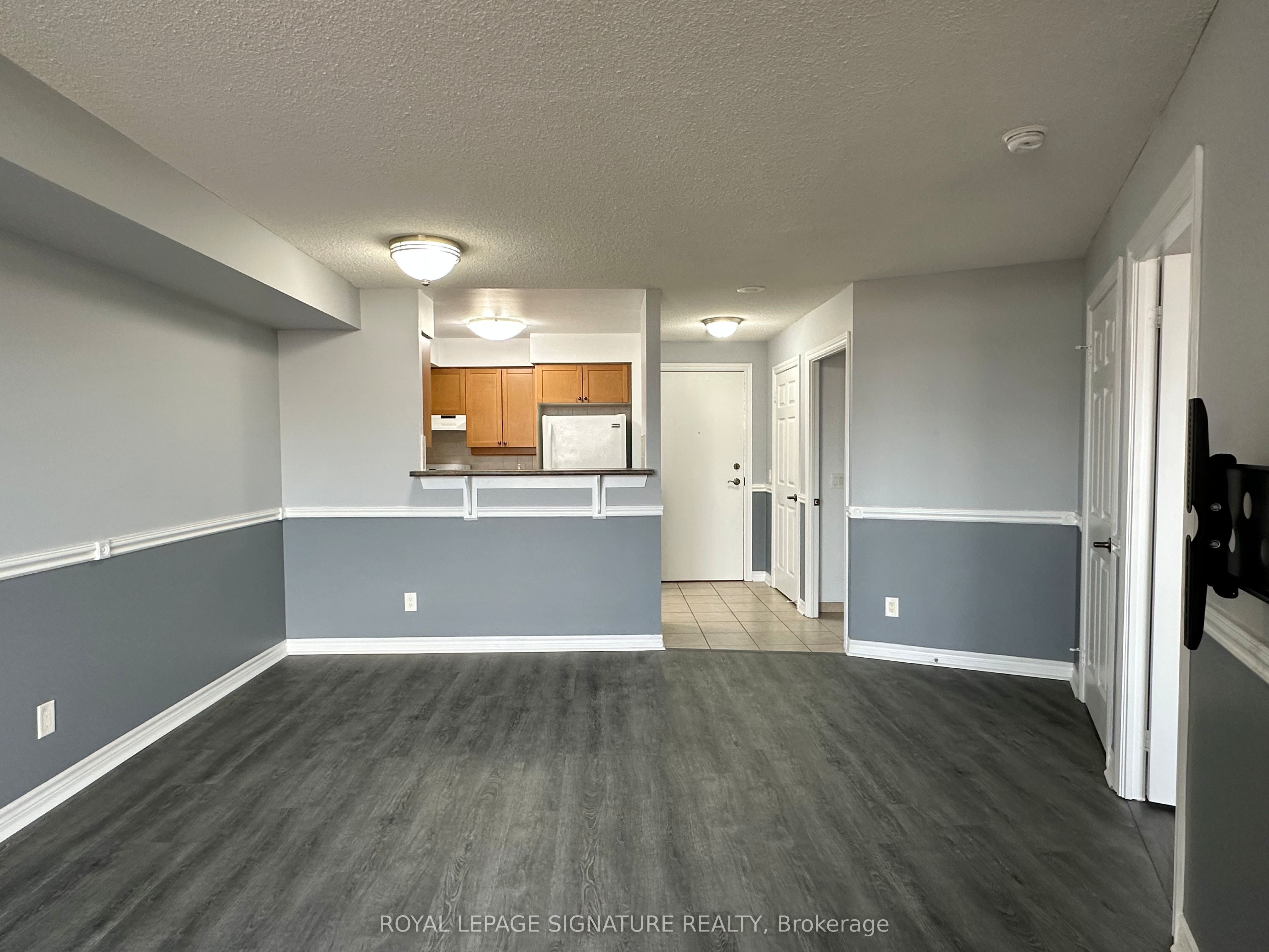 Additional image 3 of 822-700 Humberwood Boulevard, Toronto, ON, M9W 7J4