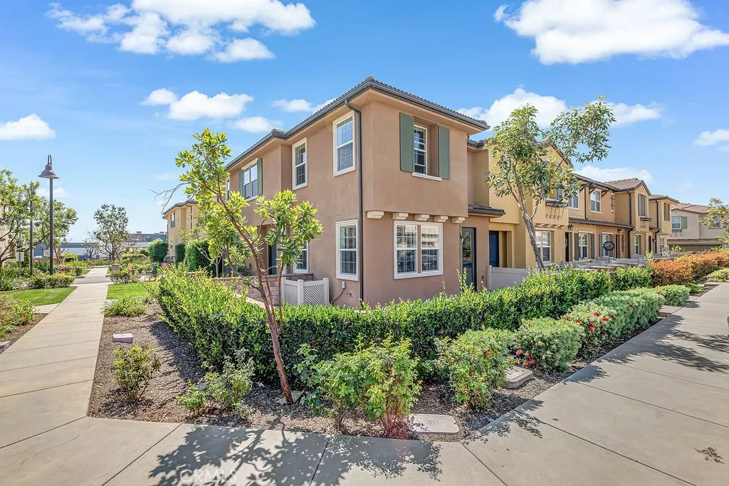 Additional image 3 of 3071 E Via Rosso, Ontario, CA 91764