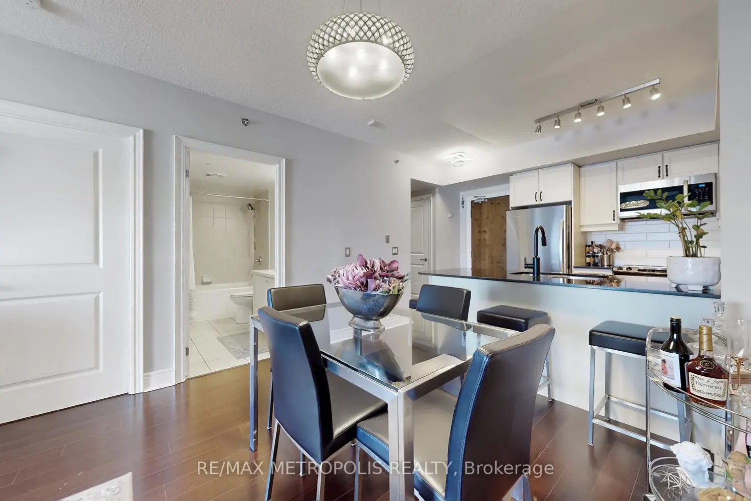 Additional image 5 of 701 Sheppard Avenue 228