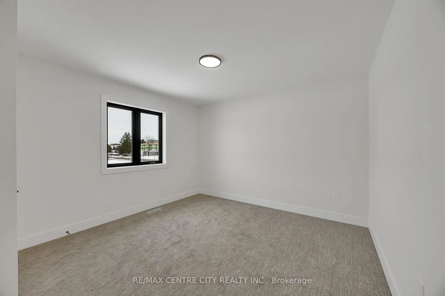 Additional image 10 of 199 Foxborough Place