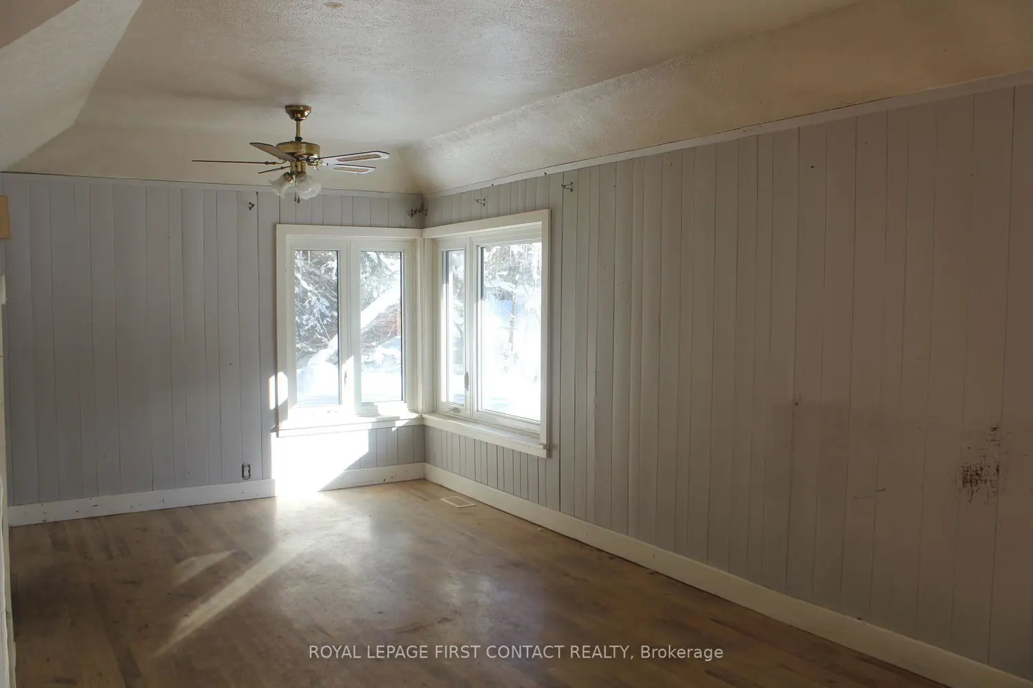 Additional image 12 of 47 Riverside Drive