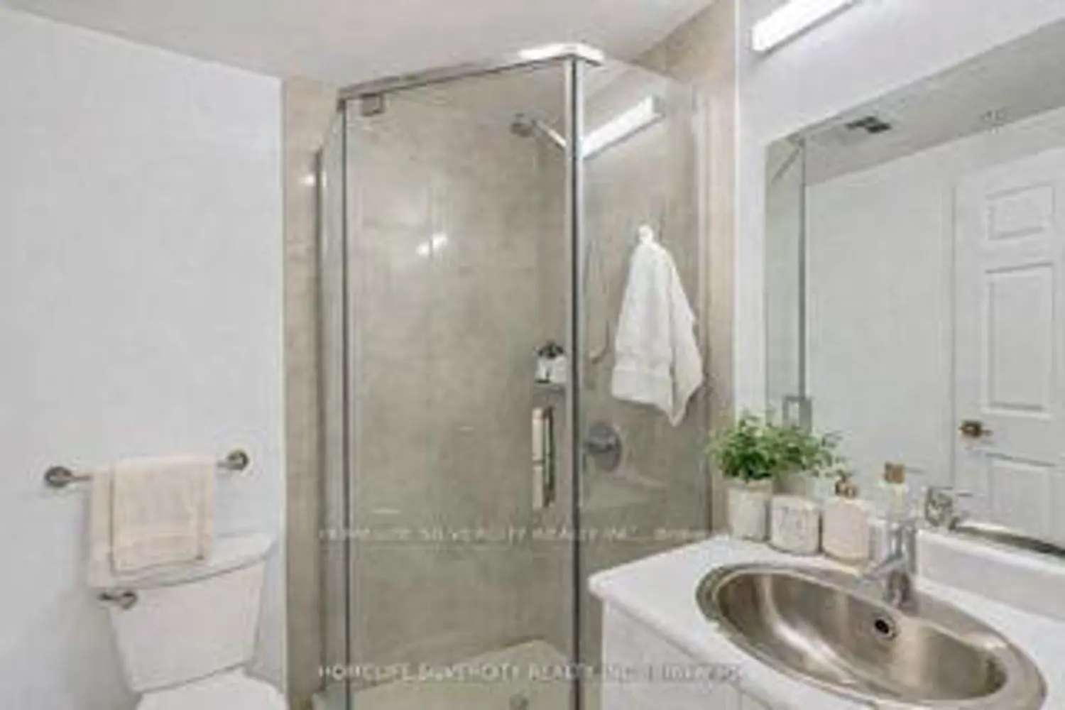 Additional image 6 of 1 Wellington Street 615