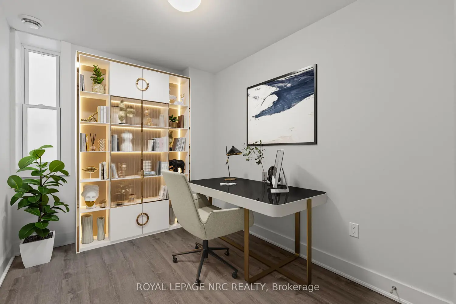 Additional image 7 of 3710 Main Street 106