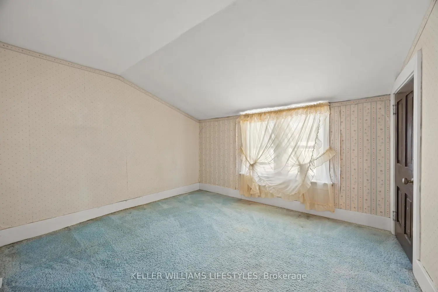 Additional image 11 of 136 Queen Street