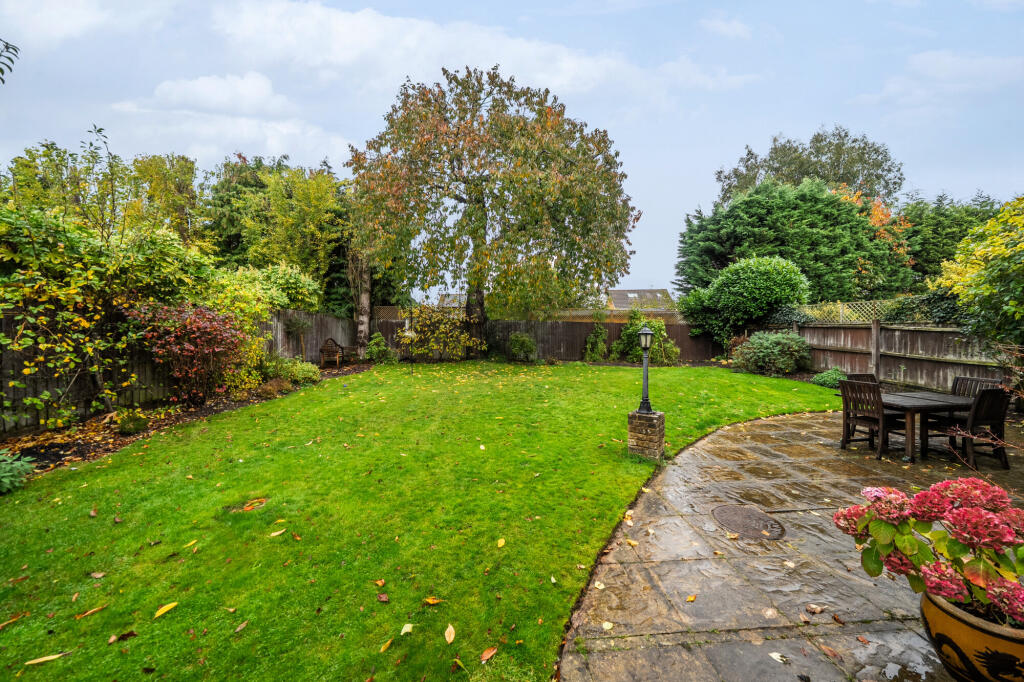 Additional image 7 of Kensington Close, St. Albans, AL1