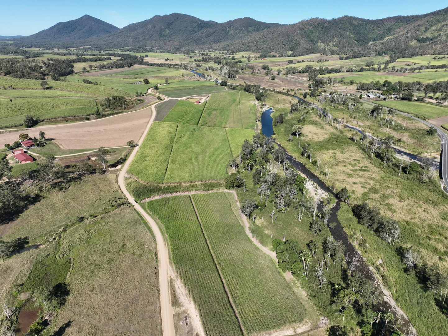 Additional image 22 of Finch Hatton QLD 4756