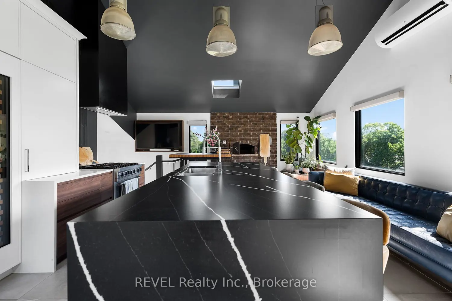 Additional image 9 of 3543 King Street