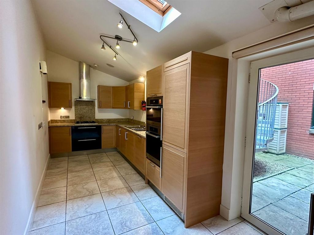 Additional image 3 of 2 bed flat for saleBridge Street, Hereford HR4