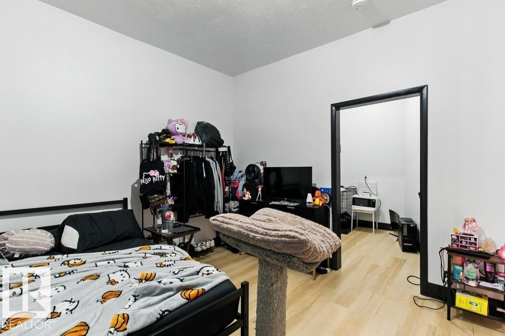 Additional image 4 of 10260 95 Street NW, Edmonton, AB, T5H2B4