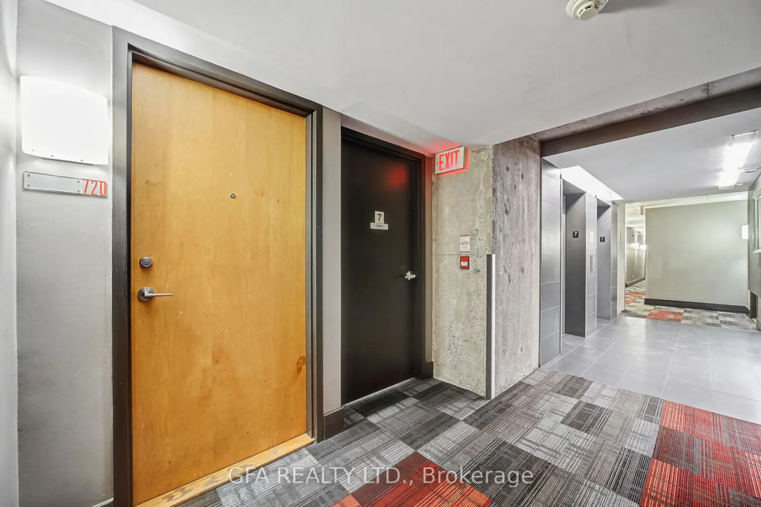 Additional image 20 of 1040 The Queensway Street 720