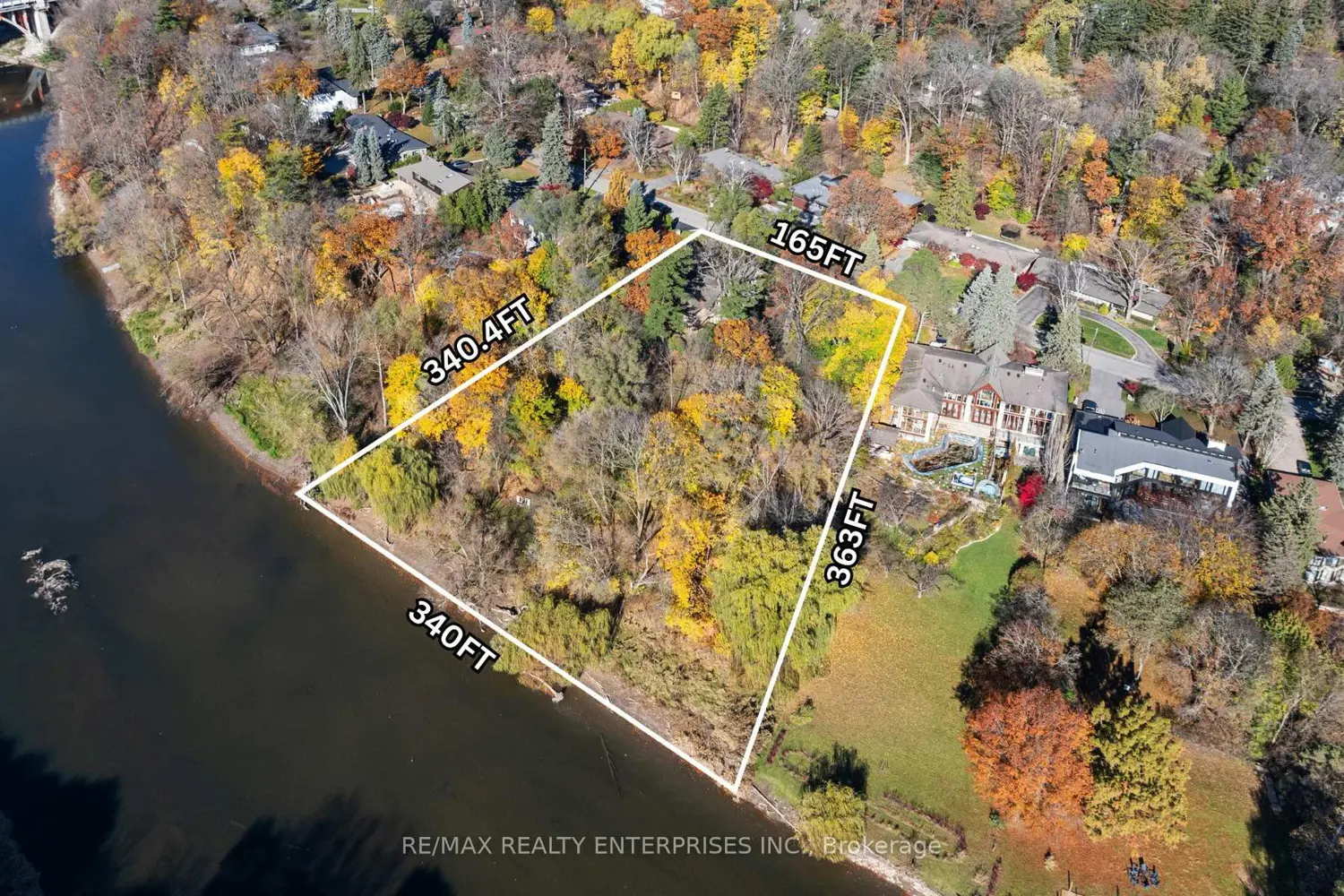 Additional image 2 of 1520 Pinetree Crescent