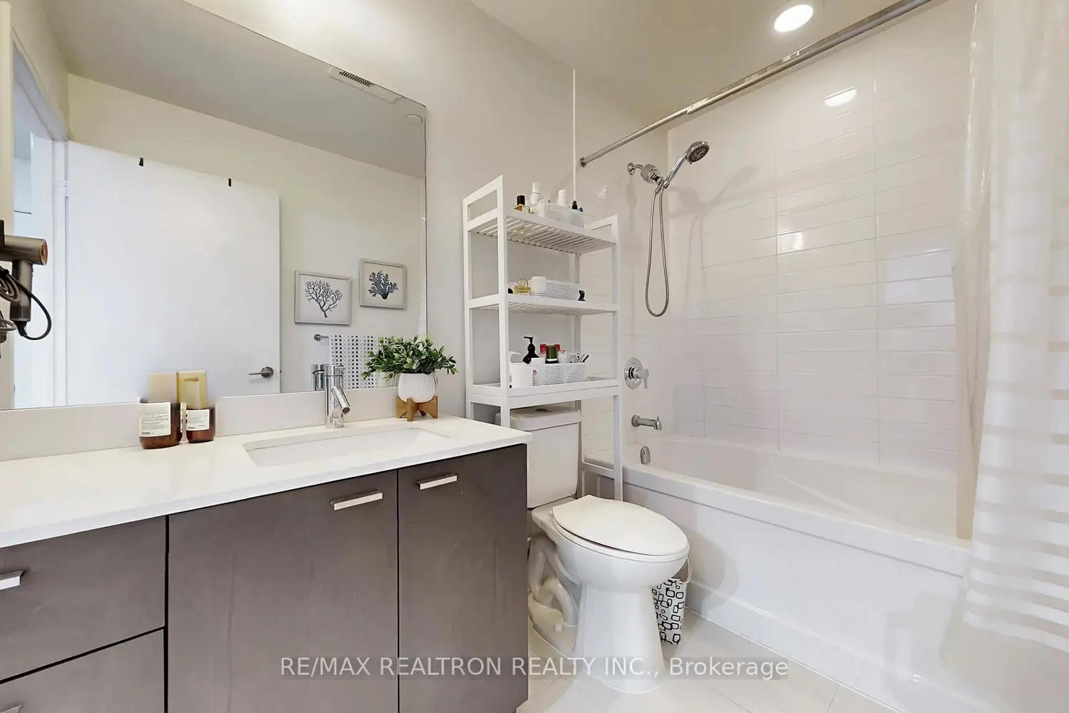 Additional image 6 of 30 Roehampton Avenue 3111