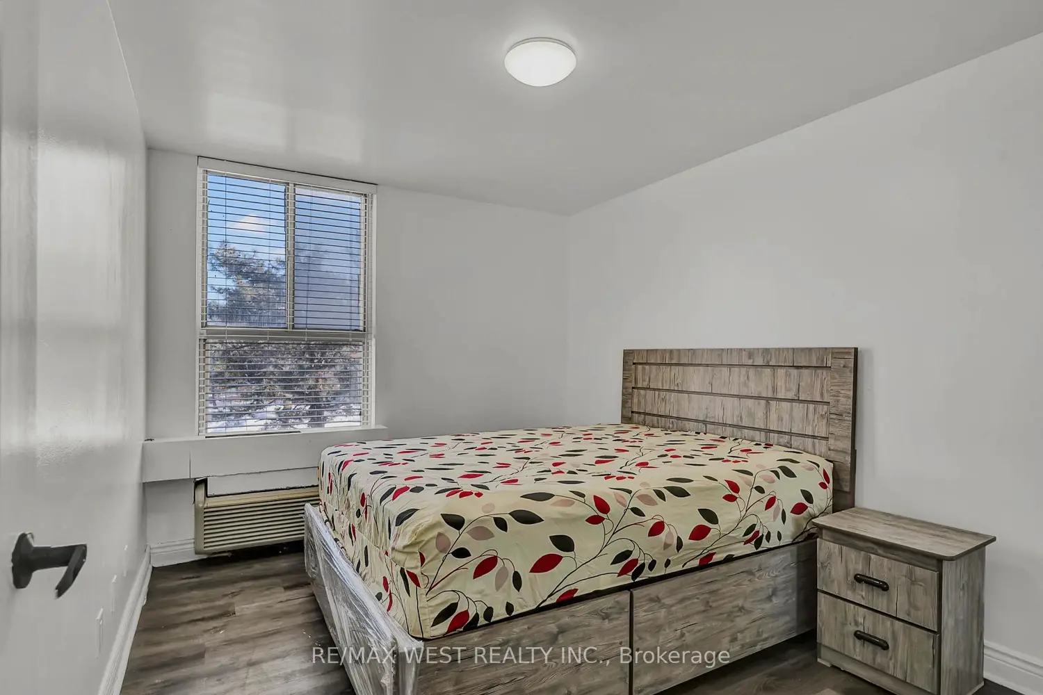 Additional image 15 of 2825 Islington Avenue
