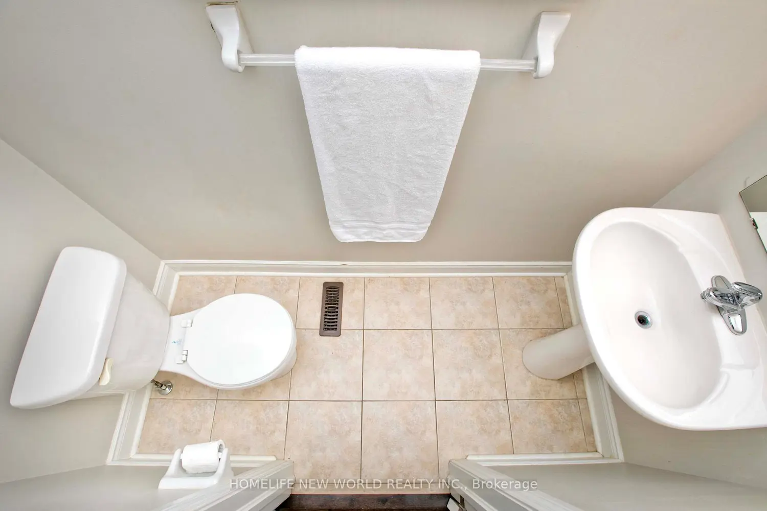 Additional image 9 of 1015 Ralston Crescent