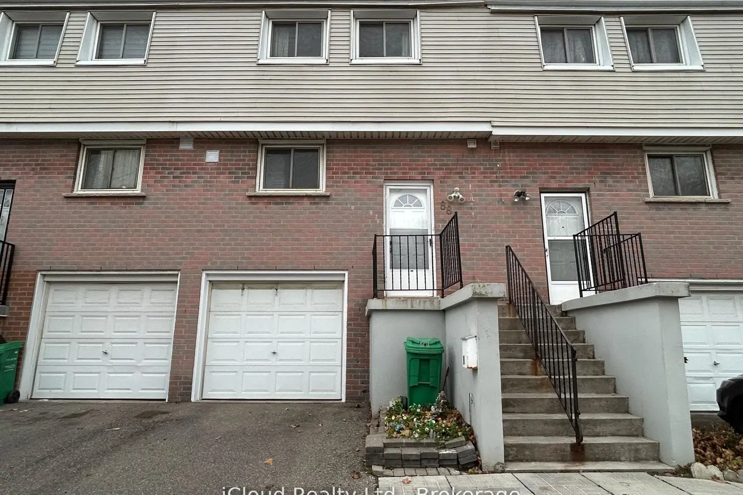 400 Mississauga Valley Boulevard 88