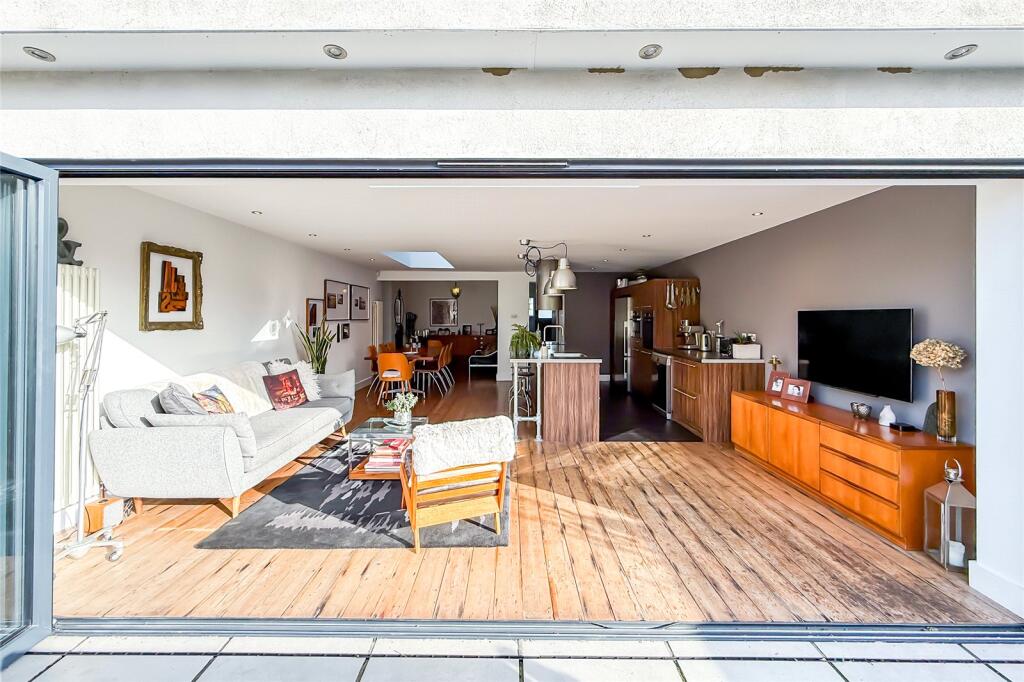 Additional image 5 of Gurney Court Road, St. Albans, Hertfordshire, AL1