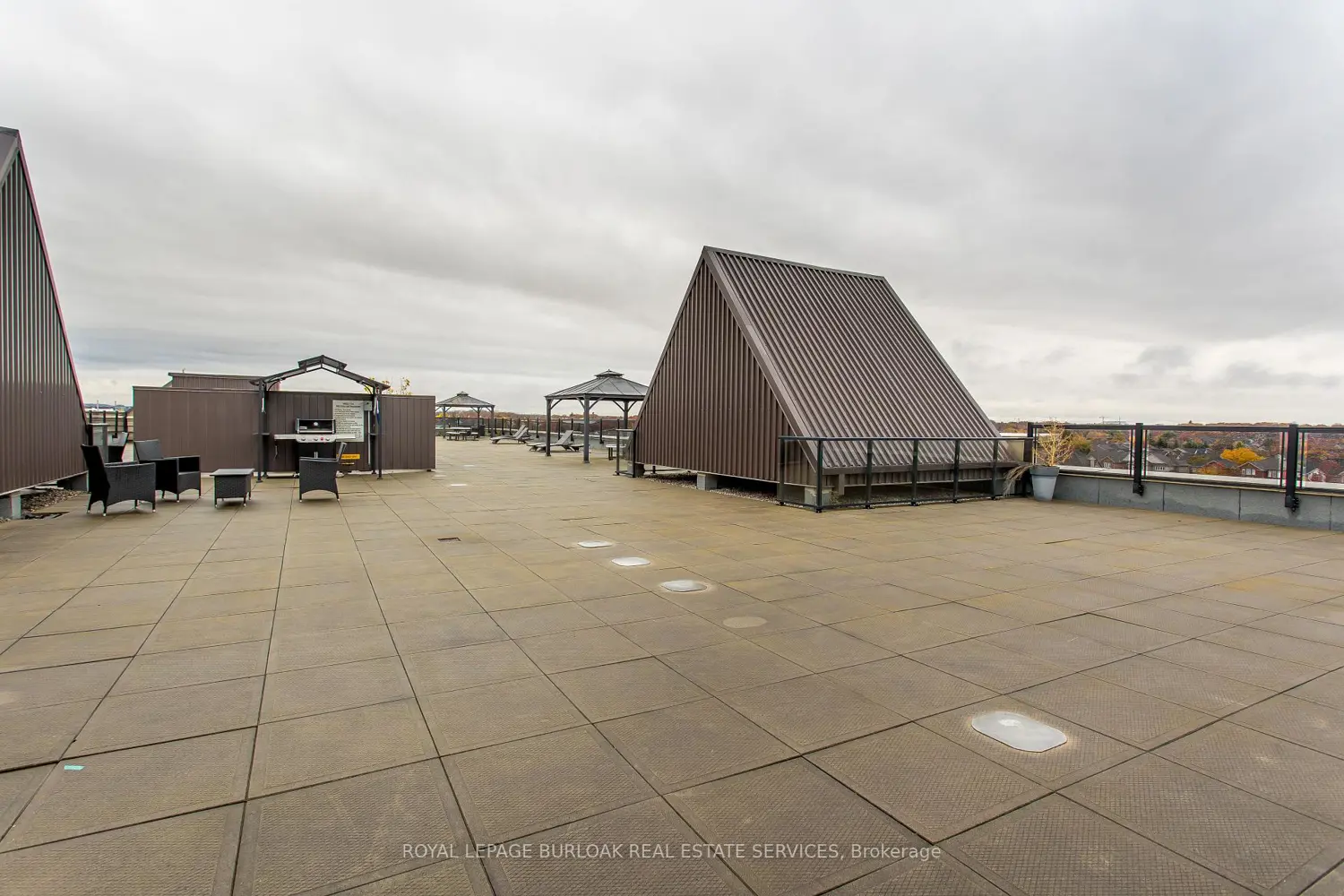 Additional image 19 of 5327 Upper Middle Road 205